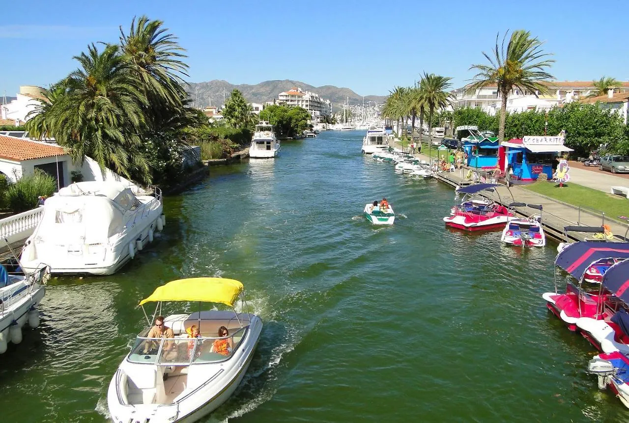 Kemping Rubina Resort Empuriabrava Spanyolország